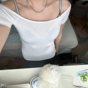 Topp - Super snygg och söt topp i storlek XS men passar även S🤍