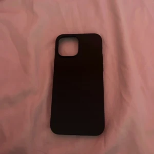 Mobilskal - Endast seriösa köpare! Har även en i vit. 21 kr/skal inte alla tillsammans!