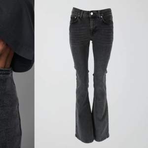 Mörkgrå low waist bootcut jeans från Gina, använda 3 gånger. Nypris 400