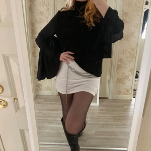 Nelly Blus - Blus från Nelly Trend i storlek 34. Köparen betalar för frakten🥰❤️