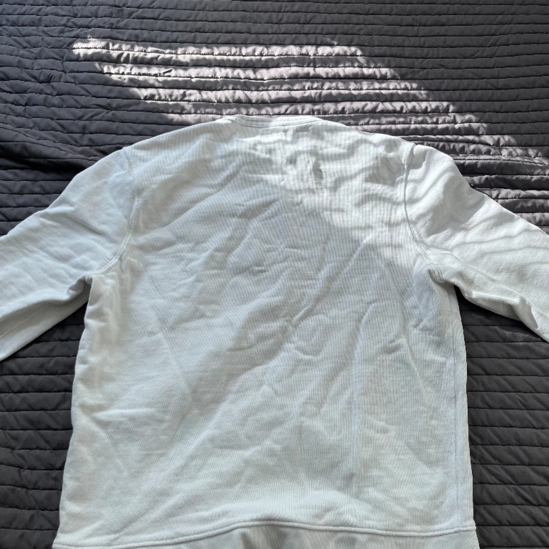 Vit Levi’s tröja storlek M - 90