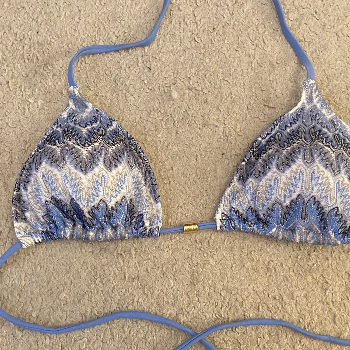 Jättesöt bikiniöverdel  - 90