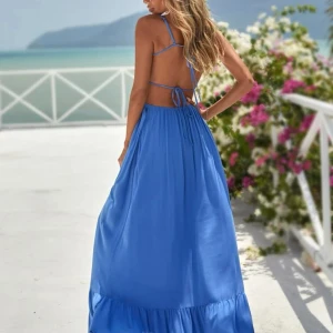 Ursnygg blå sommarklänning  - Superfin klänning ifrån Shein, använt endast 1 gång tyvärr! Nypris 229kr, storlek S Mitt pris 109kr