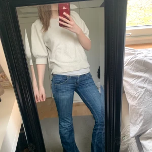 Tröja - Jätte söt tre kavrts ärm tröja från Vera Moda💕