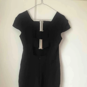  - Alltså bara kolla på denna klassiska skönhet och låt den tala för sig själv! 😍 Mejla för helbild! Perfekt skick! Frakt tillkommer om den behöver skickas 🕊