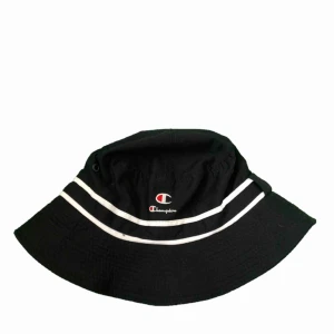  - Säljer en fake champion buckethat