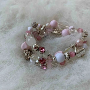  - Kan mötas upp vid t-centralen eller Odenplan, kan skicka via post 10kr på frakt