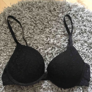  - Helt ny bh skriv vid intresse eller frågor❤️ 70:- inkl frakt 
