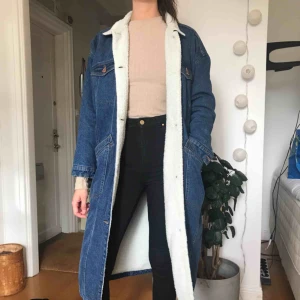  - Jeans kappa med teddy foder 