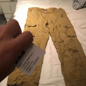  - Vintage cargopants avklippta till cirka 30/30