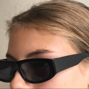  - Solglasögon zara