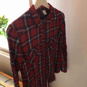  - En härlig skjorta som jag verkligen tycker framhäver figuren 🥰