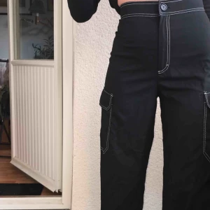  - Monkibyxor oanvända vit sömm💕, bra längd på mig som är 170. fraktillkommer på 60 kronor.