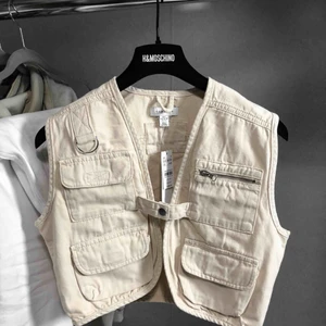  - Crop vest, säljes. Frank ingår, aldrig använd