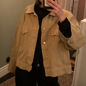 Jacka weekday  - Jeansjacka från weekday i storlek S! Kan mötas i Malmö eller frakta!🧡