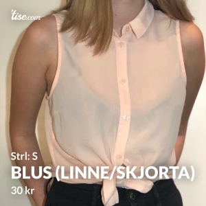 Blus - Ljus aprikosfärgad linne skjorta i storlek 36 Fint skick med see through material Säljes för 30kr  Vid ytterligare frågor, skriv! 