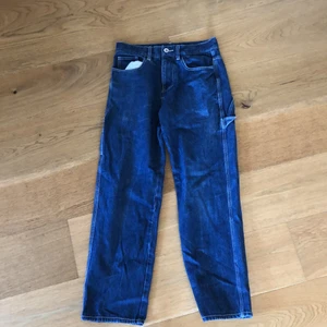 Sweet byxor  - Säljer nu mina favorit byxor från sweet på grund av att dem e för små. Ett par Byxor som är väldigt lika carhartt. Hör av dig om du har flera frågor :)