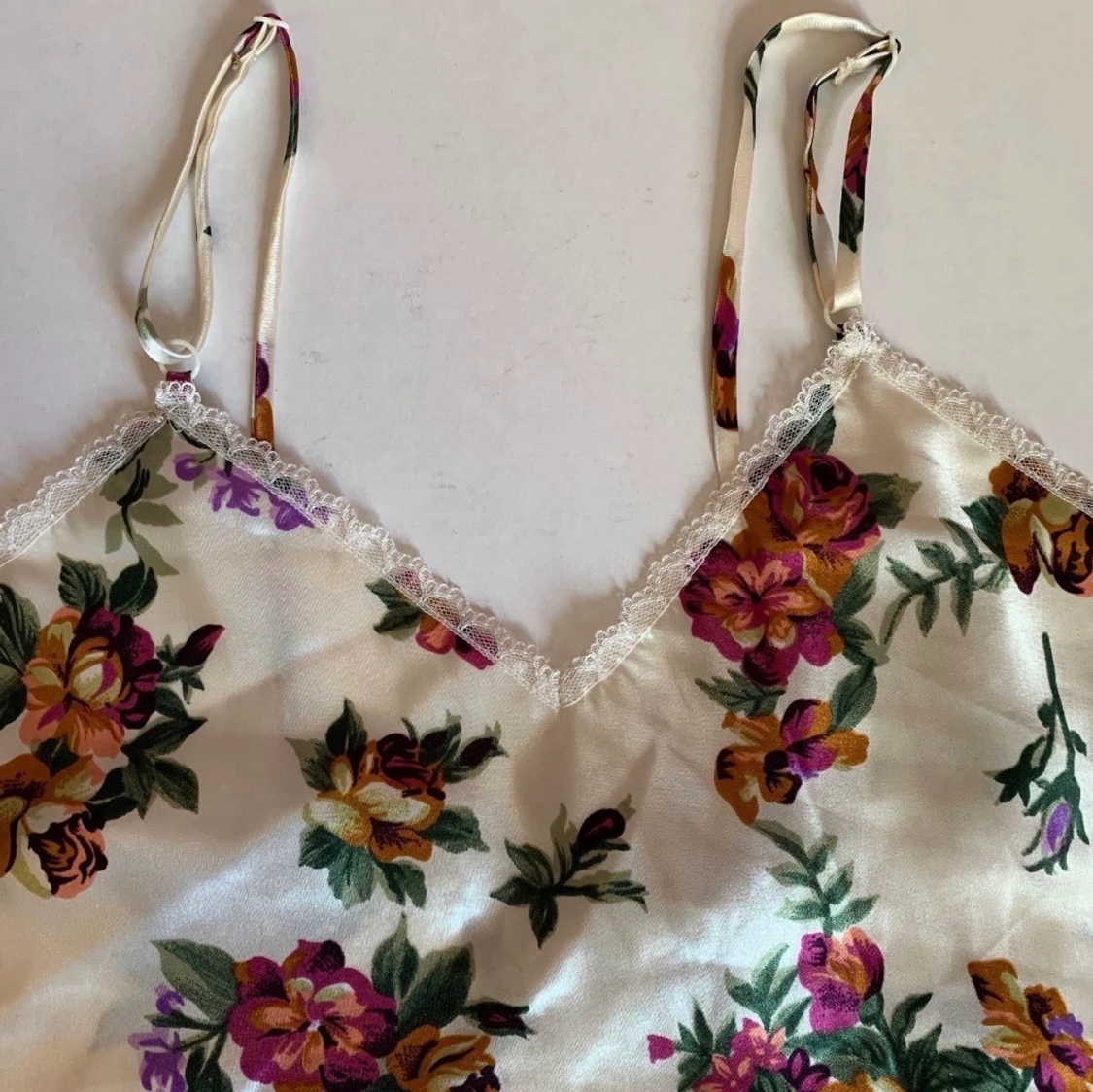Vintage äldre H&M satin linne blommigt  - 91