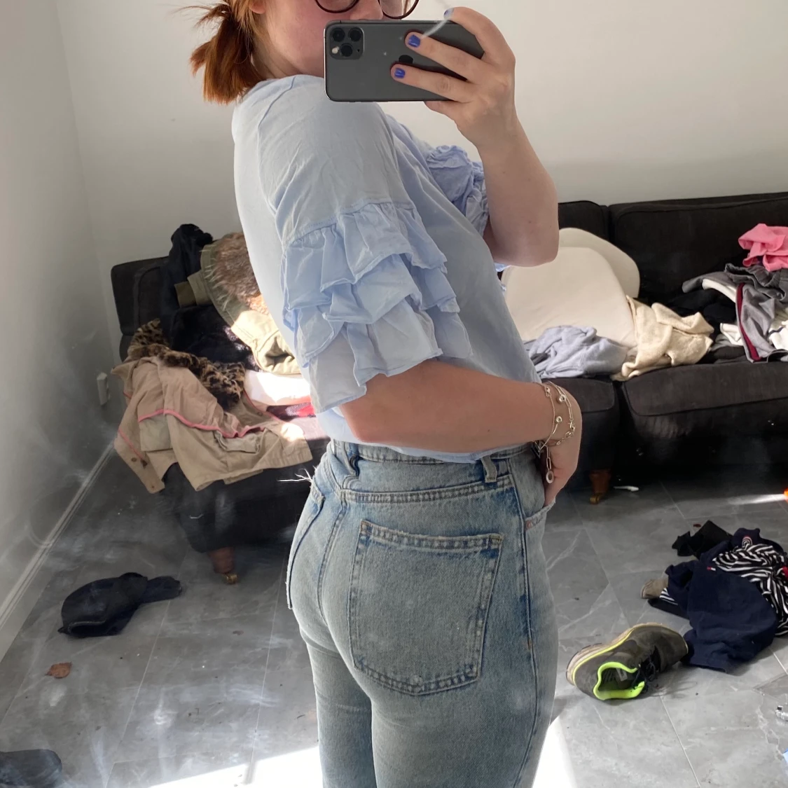 Säljer volangtröja!