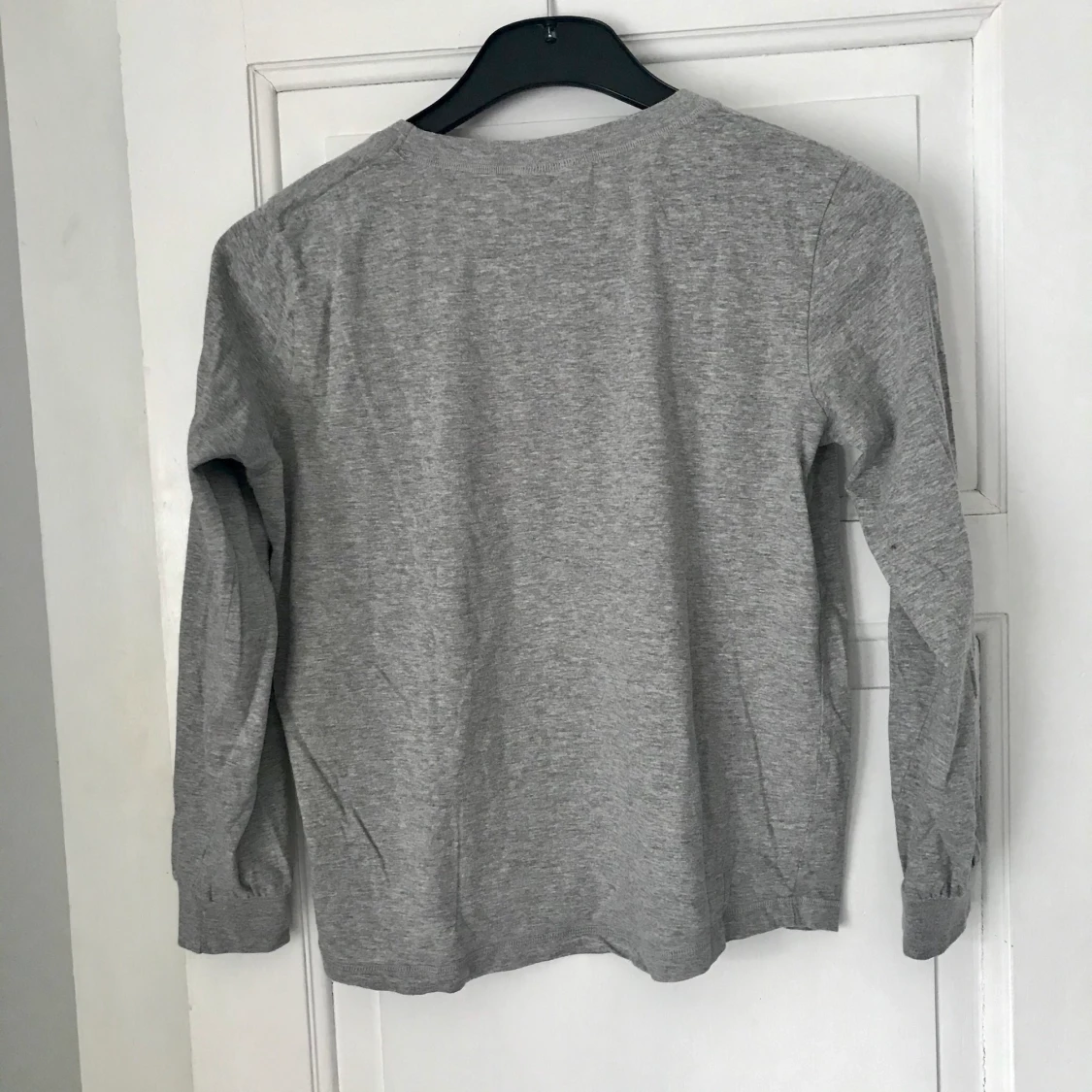 Basic grå tröja  - 91