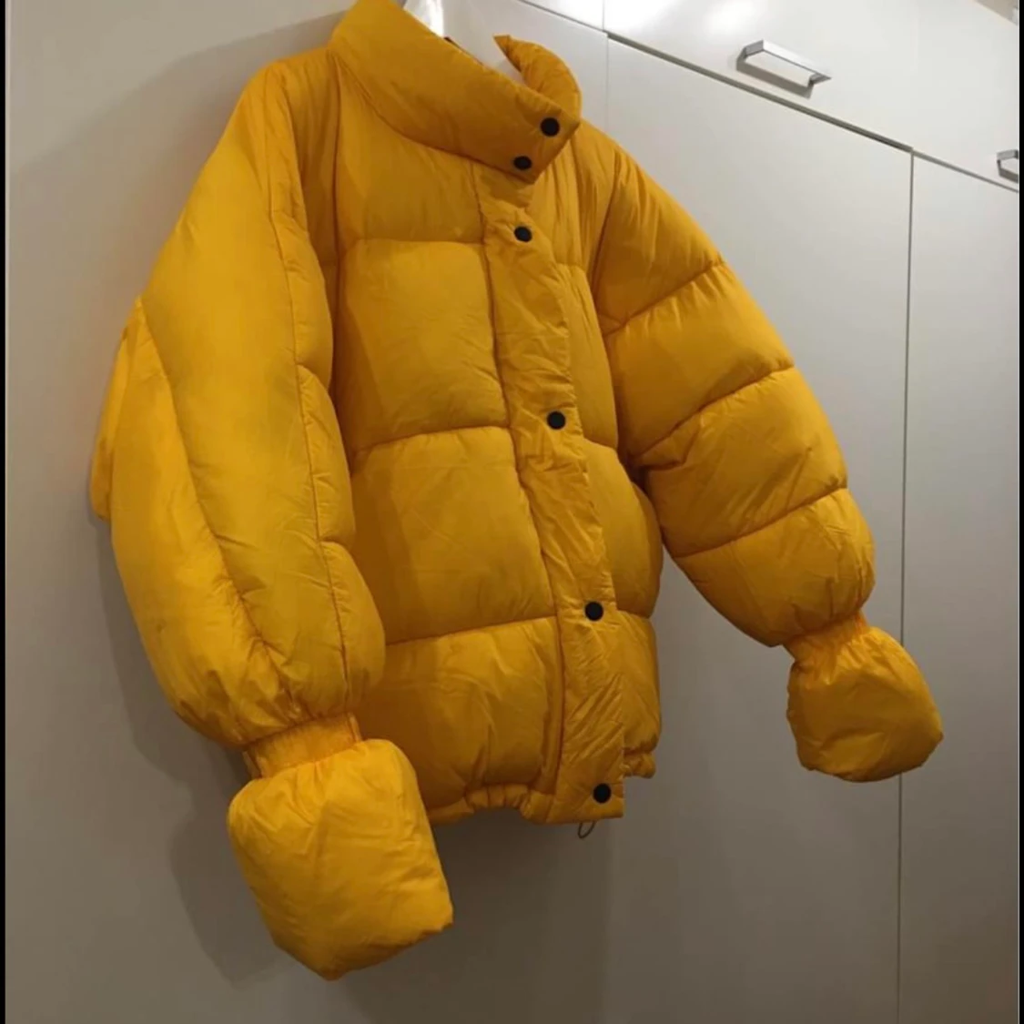 Pufferjacka, NA-KD - 90