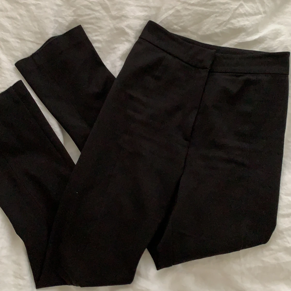 As snygga kostymbyxor med slits!  - 90