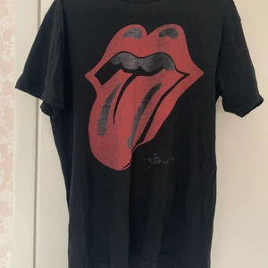 Rolling Stones tröja - Köpt på Brandy Melville och typ aldrig använd 💓
