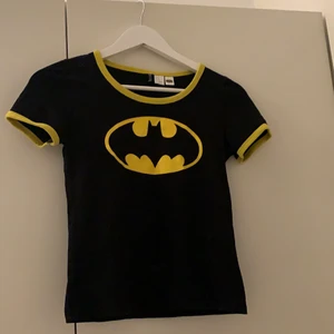 Batman croptop - Frakt 22kr
