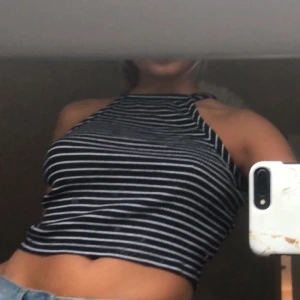 Randig topp - Randig crop top💕