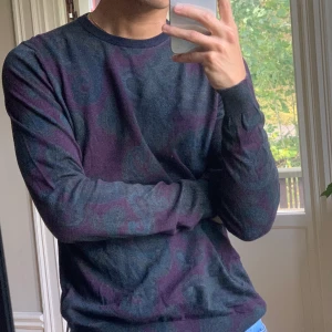 Ted Baker sweatshirt S - Storlek S. Knappt använd! Limited. Ordinarie pris: 2400kr