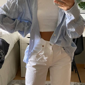 Randig skjorta - Vintage randig herr skjorta från sand. Köpare står för frakt.