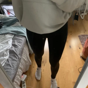 Skinnbrallor - Skinnbrallor från Gina tricot i strl xs, köpta för två år sedan, 