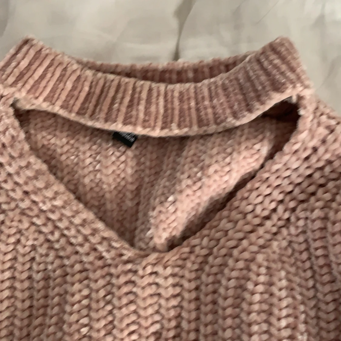 Stickad mjuk tröja - 90