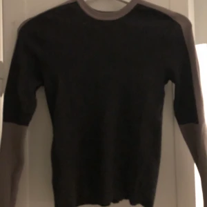 Grå tröja i fler färger  - Grå tröja från zara 