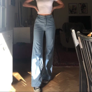 Filippa K jeans - Blå jeans från Filippa K. 