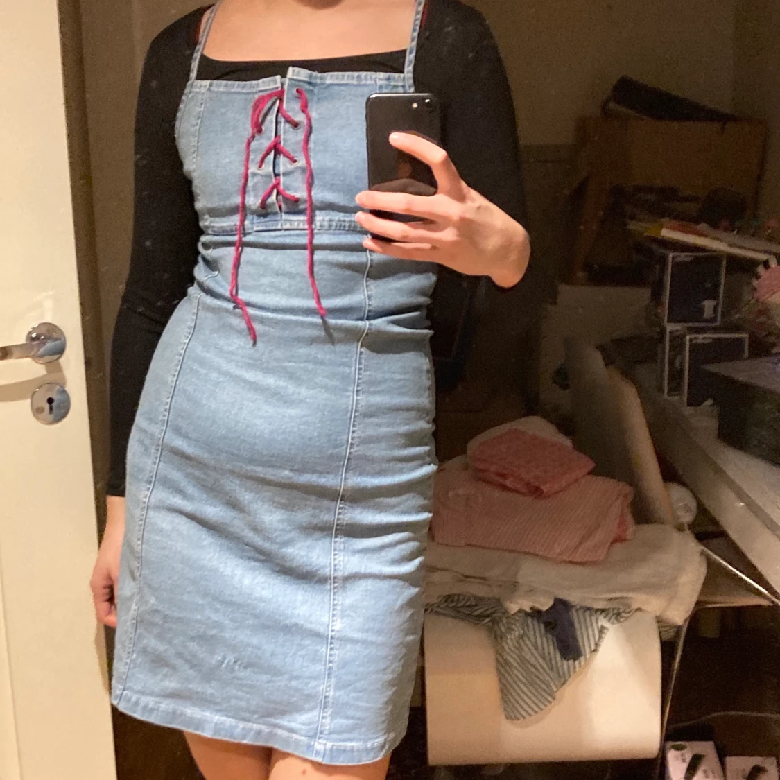 Jeansklänning med knytning! - 90