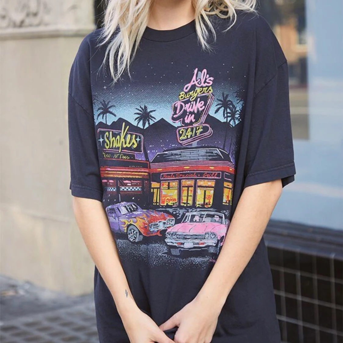 Brandy Melville tshirt - 90