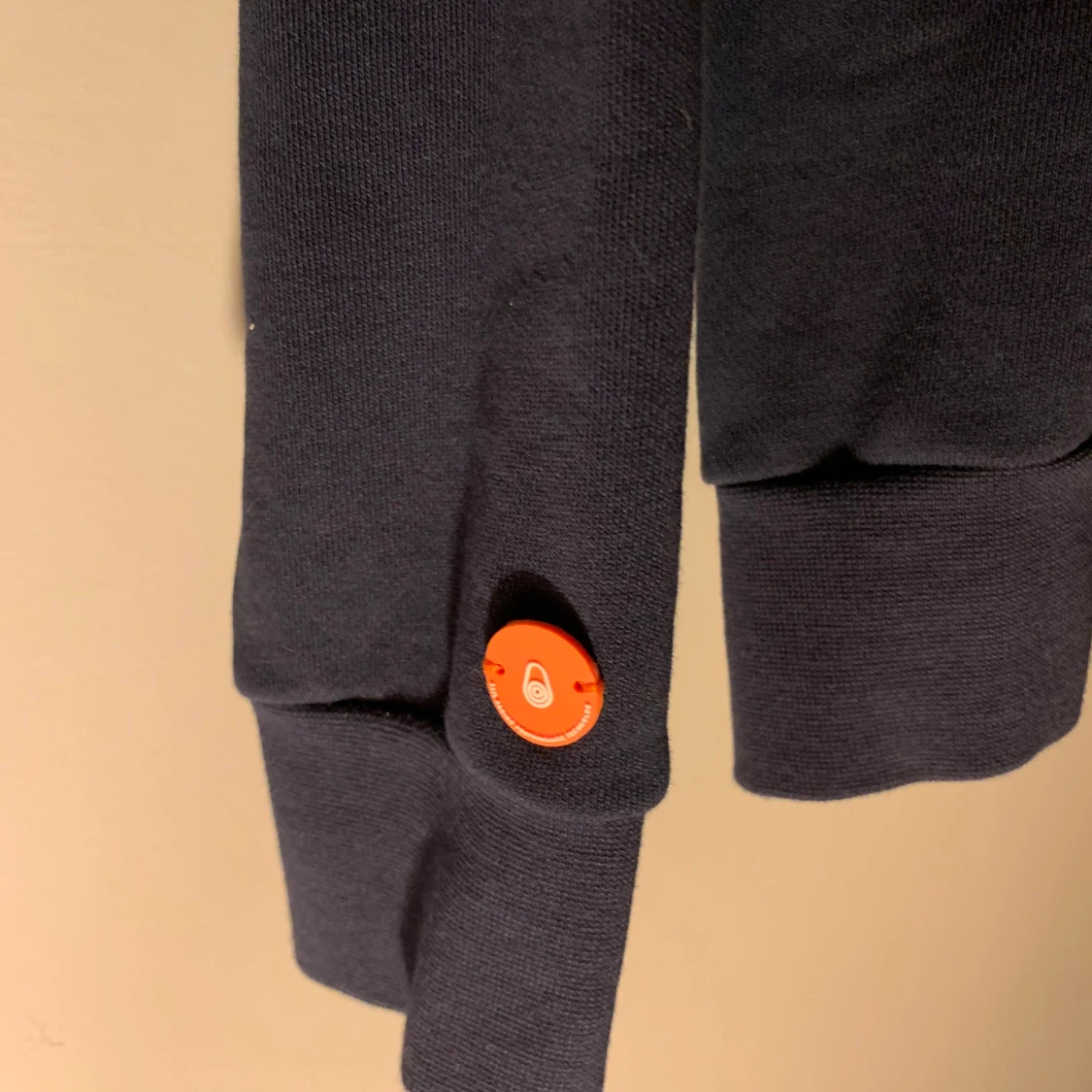 Mörkblå Sailracing tröja.  - 90