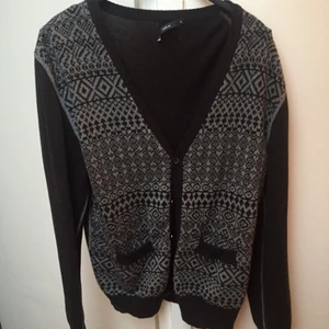  - Cardigan  i storlek S