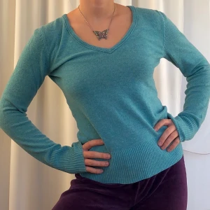 Långärmad - Varm tröja från peak performance. I fint skick!💖