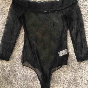  - Snygg spets body ifrån Bikbok , Aldrig använt endast provad! Frakt tillkommer 💕