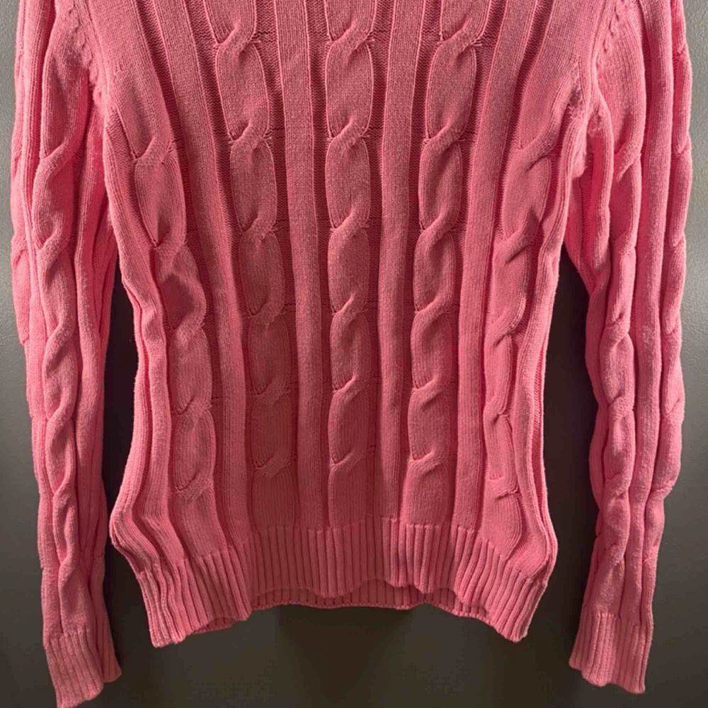 Rosa tröja från ginatricot  Aldrig använd. Tröjor & Koftor.