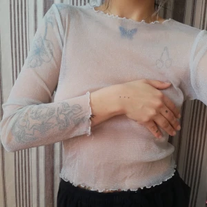 Meshtopp - 🌺 Glittrig meshtop i onesize från Brandy Melville. Frakt 40:-