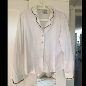  - Fin skjorta från cappuccini🌷🌸 Står M men skulle mer säga S.