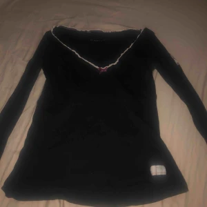  - Säljer min Odd Molly mörk blå tröja, använd få gånger kan gå ner i pris💞kan mötas upp!