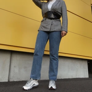 Weekday ROW  - Weekday row jeans 29/30, highrise straight leg