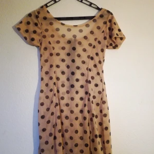 Mesh klänning  - Längre topp/klänning. Väldigt stretchig 