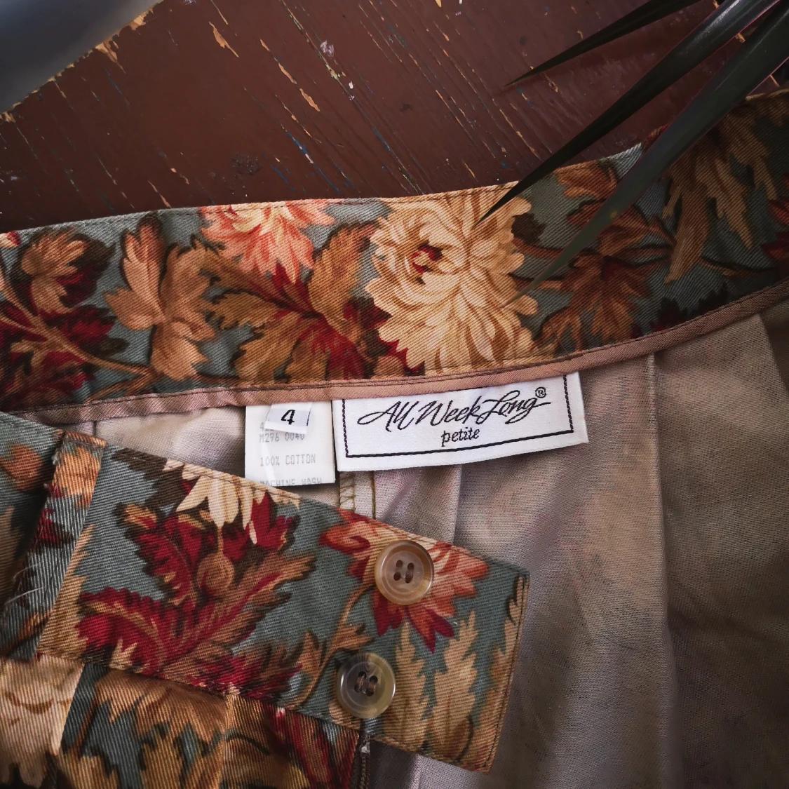 Blommig vintagekjol  - 91