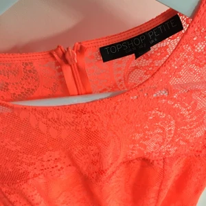  - Nyskick!
Från topshop
Storlek 34 (petite)
Kan mötas upp i centrala Stockholm eller skickas mot fraktkostnad 