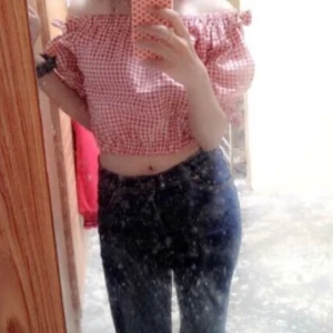  - Den är veckar och bra skick.